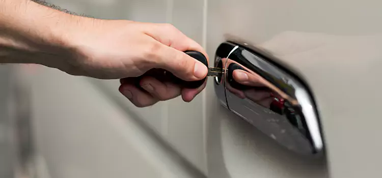 Why Choose Our Auto Locksmith Team in Poinciana, FL?