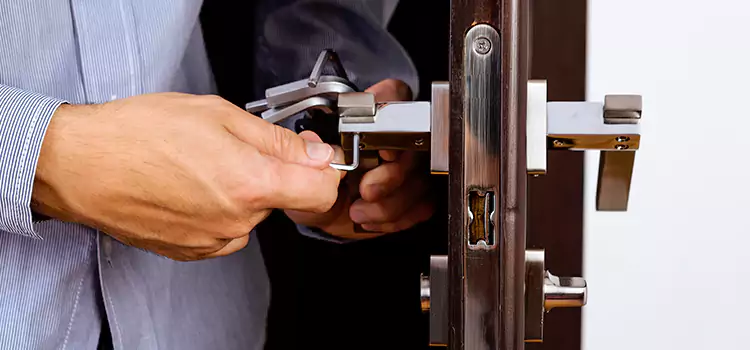 Commercial Door Lock Repair Poinciana